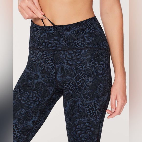 Lululemon Train Times 7/8 Pant *25" - Picture 2 of 16